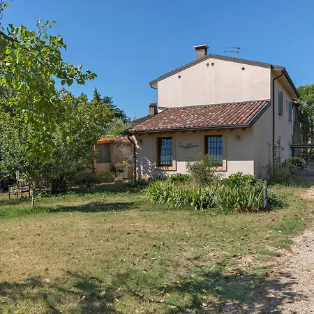 Casa rural A House With A Character *